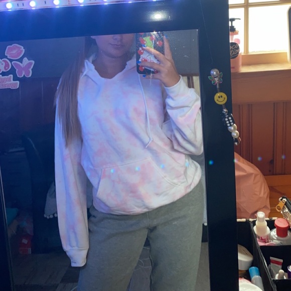 Kendall Jenner Hoodie - Picture 2 of 2